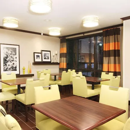 Hampton Inn Overland Park-3