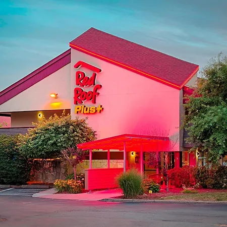 Red Roof Inn Plus+ West Springfield-2