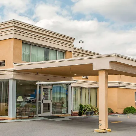 Rodeway Inn Bedford-2