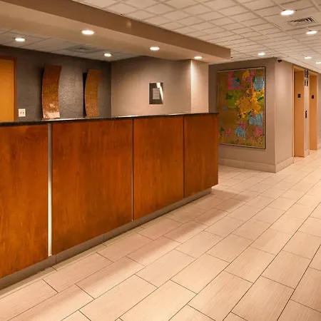 Days Inn By Wyndham Englewood Dayton Airport-2