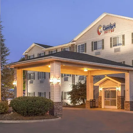 Comfort Suites Yakima-3