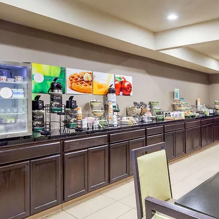 Quality Inn & Suites Durant-3