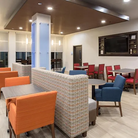 Holiday Inn Express & Suites - Rapid City - Rushmore South By Ihg-2