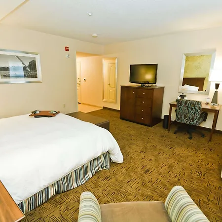 Hampton Inn & Suites Exeter-3