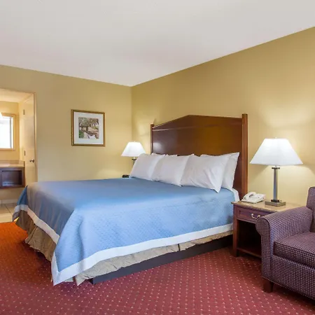 Days Inn By Wyndham Washington Dc/Gateway-2