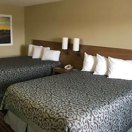 Days Inn By Wyndham Lexington-Columbia-2