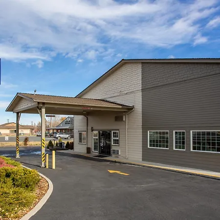 Americas Best Value Inn Burns-2