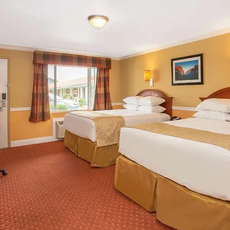 Travelodge By Wyndham Hawthorne-3