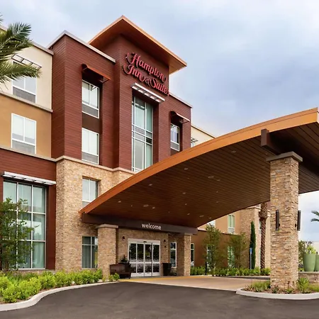 Hampton Inn & Suites Buena Park-2
