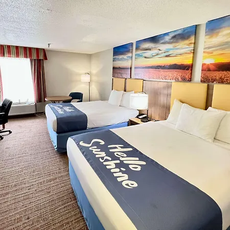 Days Inn By Wyndham Rayne-3