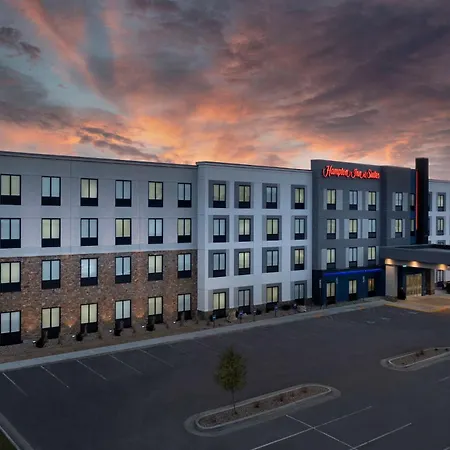 Hampton Inn & Suites Rapid City Rushmore, Sd-2