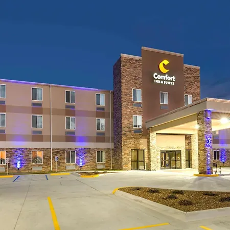 Comfort Inn & Suites Salina North-2