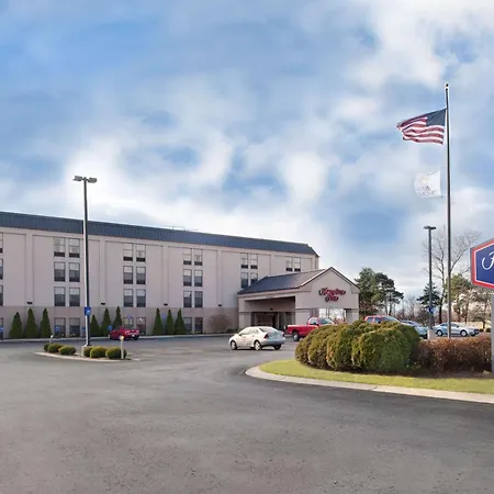 Hampton Inn Muskegon-3