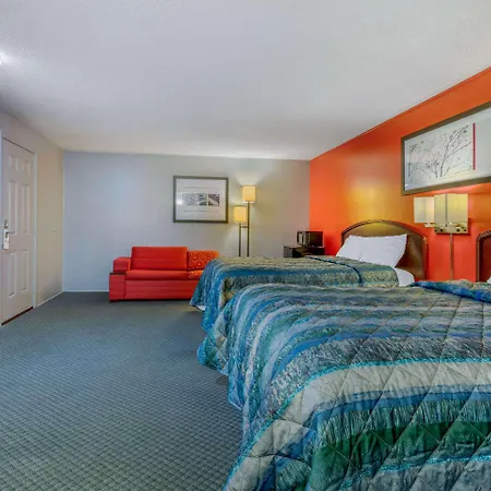Redwood Inn-2