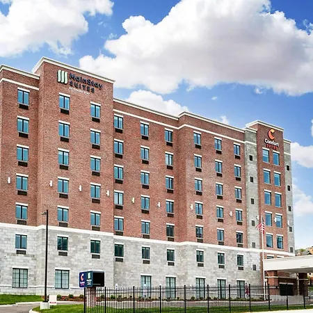 Mainstay Suites Cincinnati University - Uptown-3