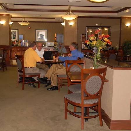 Hampton Inn Van Buren-2