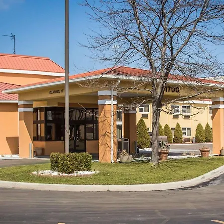 Quality Inn & Suites Port Huron-2