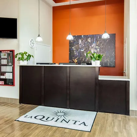 La Quinta Long Island City-3