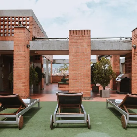 Travelers Orange Suites-3