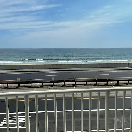 Oc North Beach Ocean Front Condo With Spectacular Views-3