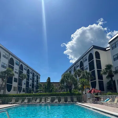 Knot A Care Remodeled Direct Water Access Condo With Ocean And Pool Views Now Sleeps Six-3