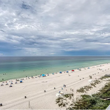 Majestic Beach Resort Tower 1-711-2