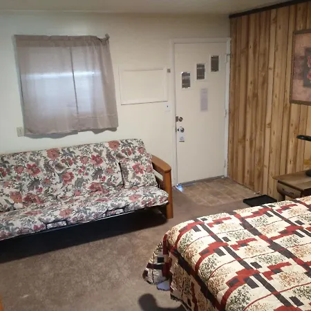 Paintbrush Inn-2