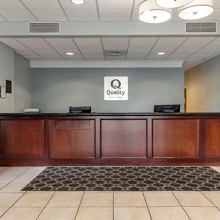 Quality Inn At Town Center-3