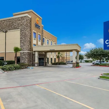 Comfort Inn & Suites Victoria North-3