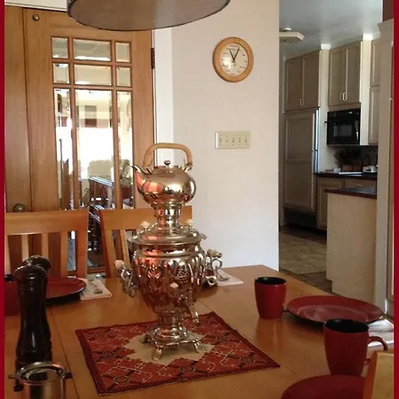 Beautiful Edwardian Victorian Homestay B&B-3