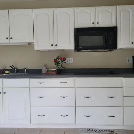 Entire Guesthouse 5 Mins To Siesta Key & Downtown-3