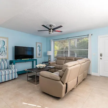 Bluewater Cove Boutique Resort-3