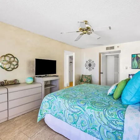 Crescent Beach Club I 5A-2