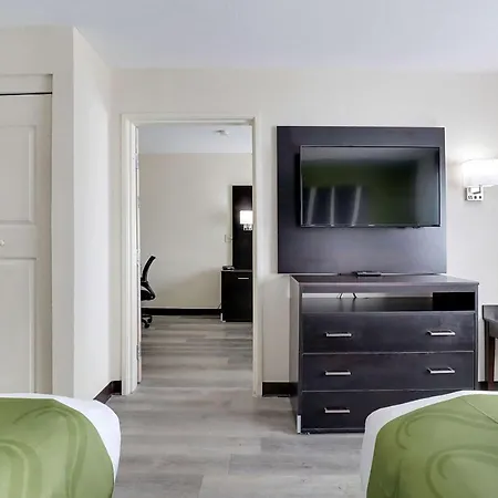 Quality Suites Albuquerque Airport-2