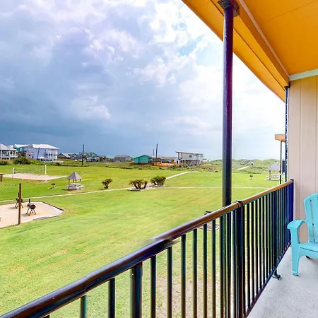Unit 32, Island Retreat Resort-2