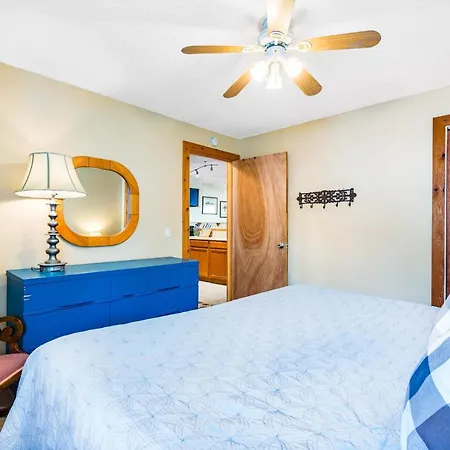 2 Bed 1 Bath Apartment In Wildernest, Co-2