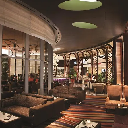 Vdara Studio Suite 011 Pool View Free Valet Parking-2