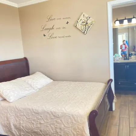 Ocean View Renovated Condo With Pool - Daytona Beach-2