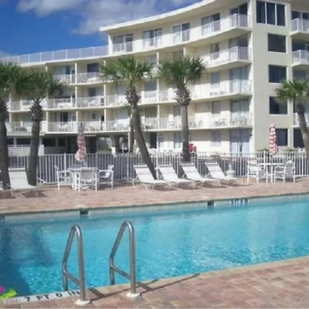 Ocean View Renovated Condo With Pool - Daytona Beach-3