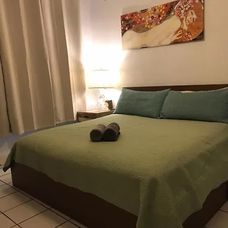 A Peaceful Stay In Miami-3