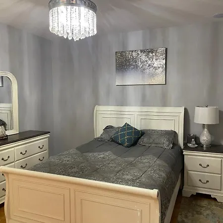 Brand New Luxury Rooms Near Downtown Boston-2