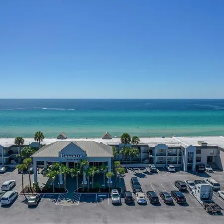 Ramada By Wyndham Panama City Beach / Beachfront-2