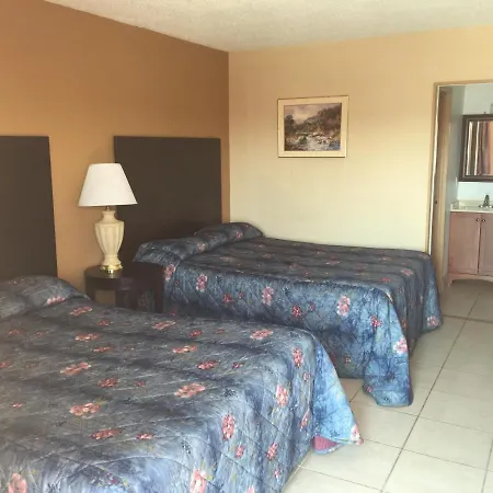 Cloud 9 Inn - Beach Hotel-2