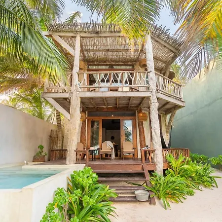 Casa Ganesh Beachfront Tulum Hotel-2