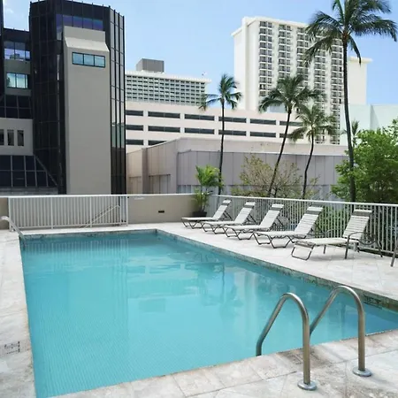 Prime Location - Waikiki Full Kitchen& Laundry-2