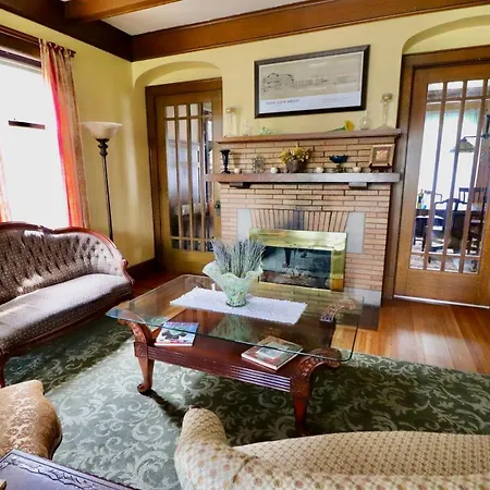 The Marshall House-2