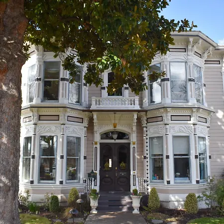 Mccall House Boutique Hotel-2