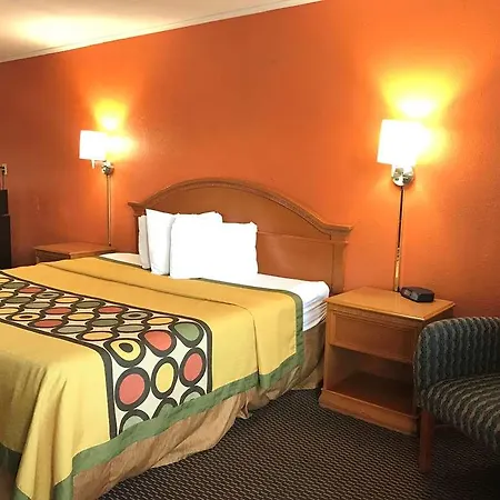 Country Hearth Inn-Hannibal-2