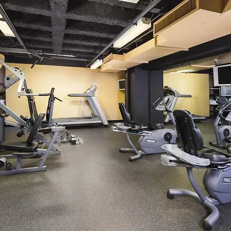 Worldmark Seattle - The Camlin-2