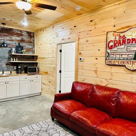 Knotty Squirrel Cabins-2